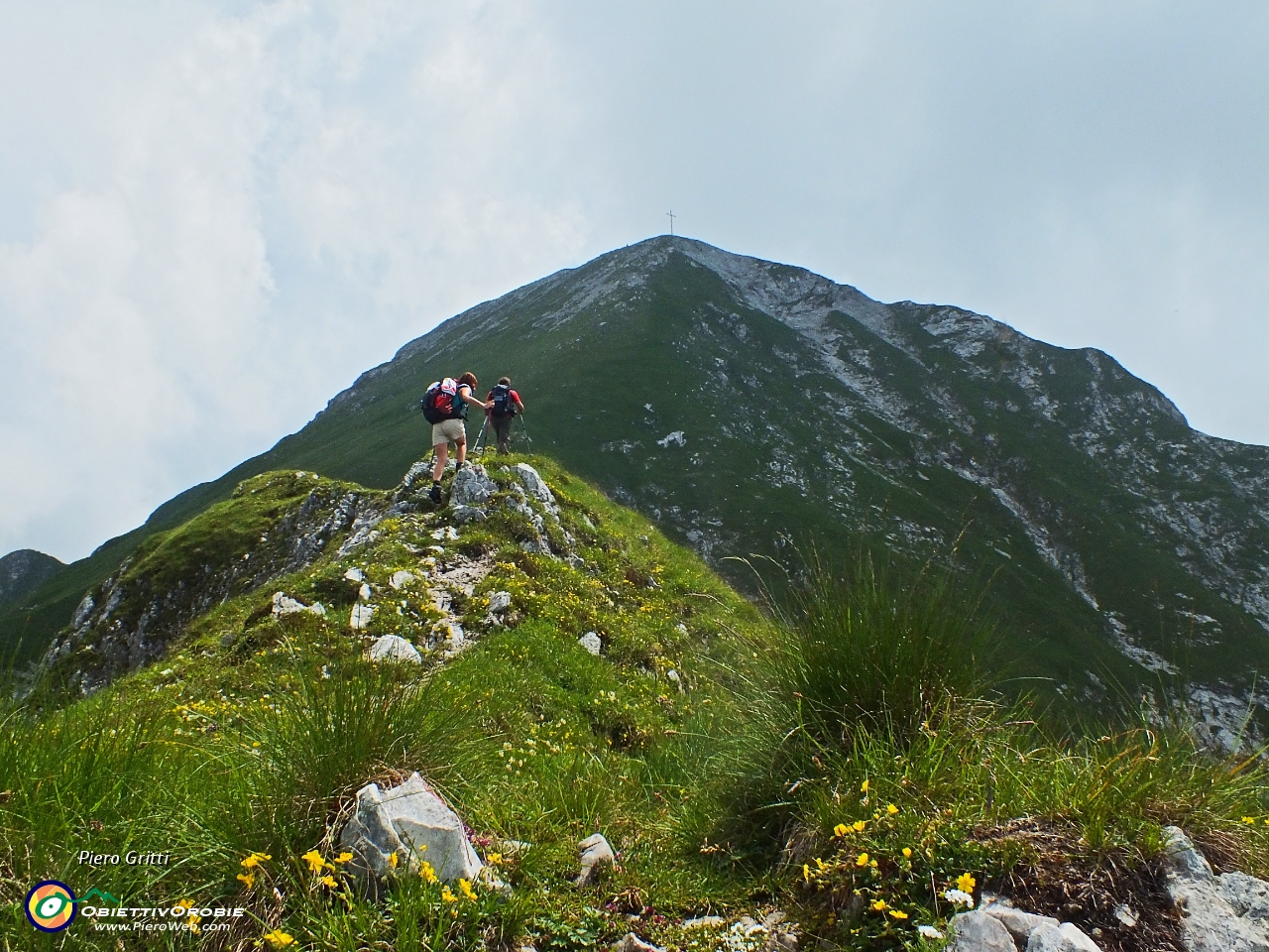 62 avvicinamento dal Pizzo Cavallo al Monte Cavallo....JPG